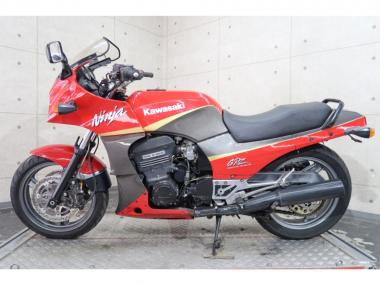 Kawasaki GPZ900R