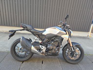 Honda CB250R