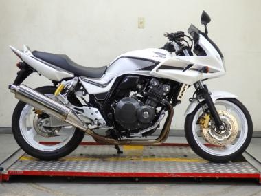 Honda CB400SFV Boldor