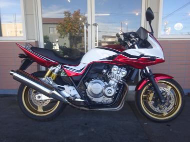 Honda CB400SFV Boldor