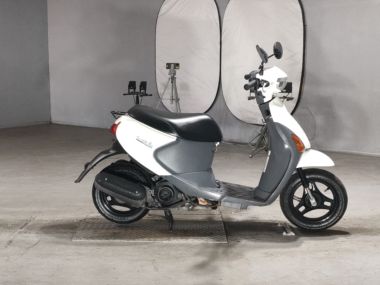 Suzuki Let's4
