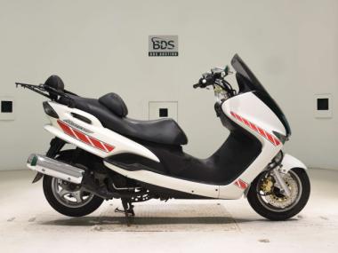 Yamaha Majesty 125