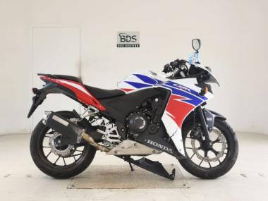 Honda CBR400R