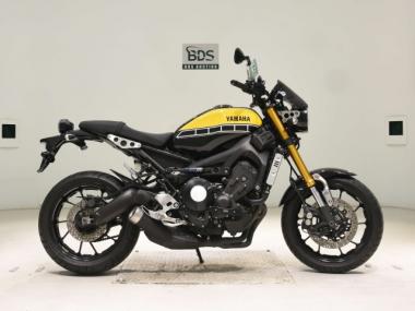 Yamaha XSR900