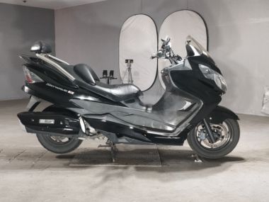 Suzuki Skywave 250s