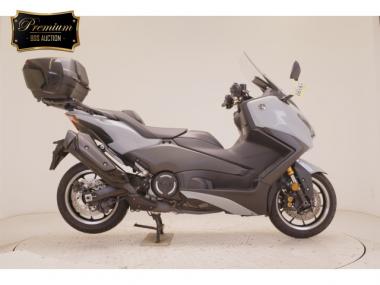 Yamaha T-MAX560T