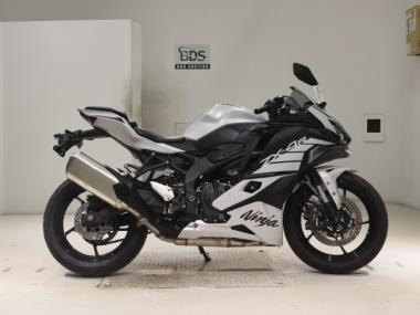 Kawasaki Zx-4 Rr