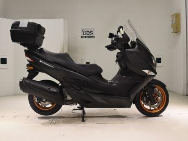 Suzuki Burgman 400a