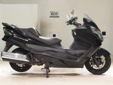 Suzuki Skywave 250s