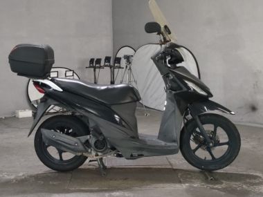 Suzuki Address V110