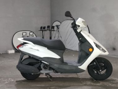 Yamaha Axis Z