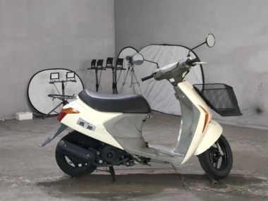 Suzuki Let's5