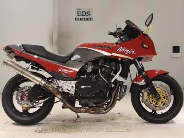 Kawasaki GPZ900R