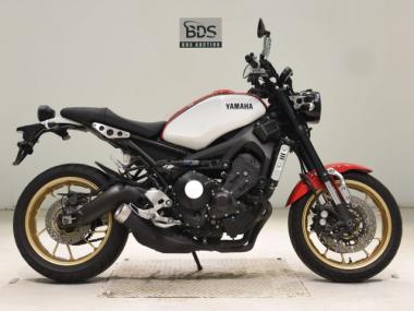 Yamaha XSR900