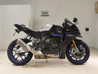 Yamaha Yzf-R1M