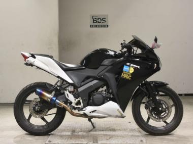 Honda CBR125R