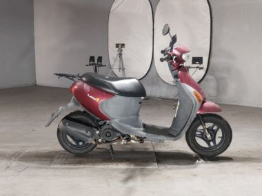 Suzuki Let's4