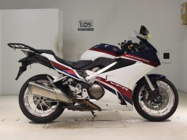 Honda VFR800F