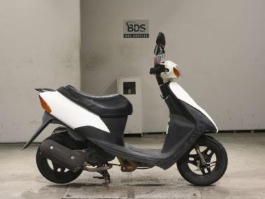 Suzuki Let's2