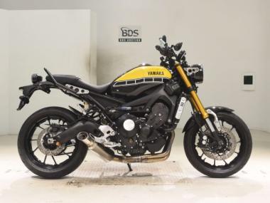 Yamaha XSR900