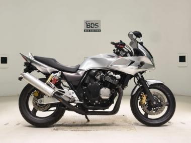 Honda CB400SFV Boldor