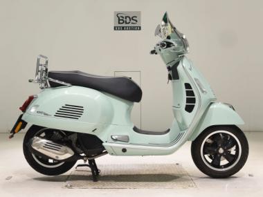 Vespa GTS150 Super