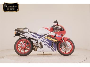 Honda RVF400