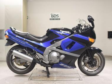 Kawasaki ZZR400