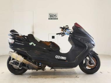 Yamaha Majesty 250c