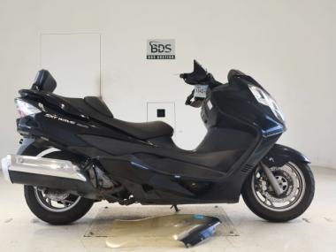 Suzuki Skywave 400s