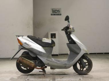 Suzuki Let's2