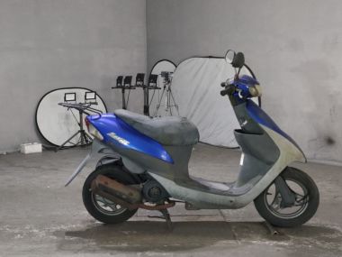 Suzuki Let's2