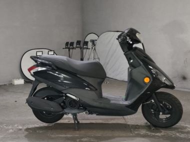 Yamaha Axis Z