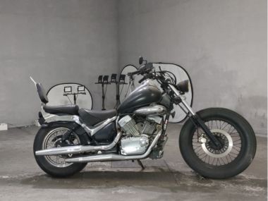 Suzuki Intruder 250
