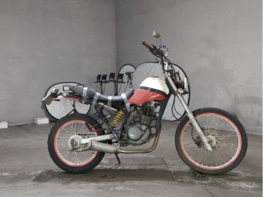 Yamaha Serow 225