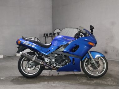 Kawasaki ZZR400