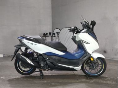 Honda Forza