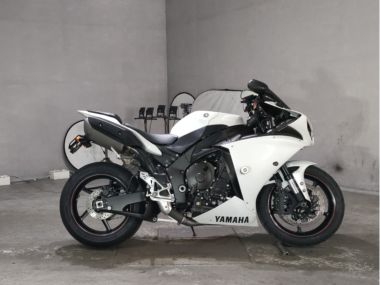 Yamaha Yzf-R1