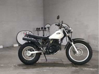Yamaha TW200
