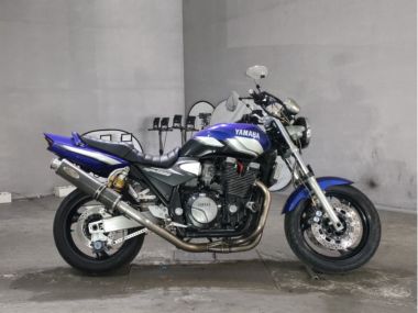 Yamaha XJR1300