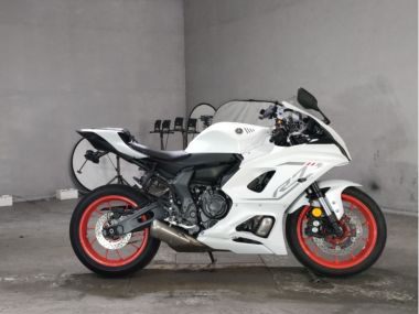 Yamaha Yzf-R7