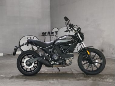 Ducati Scrambler Sixty2