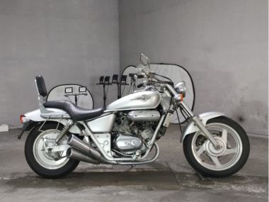 Honda Magna 250