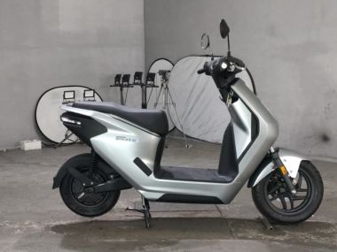 Honda EM1 E: