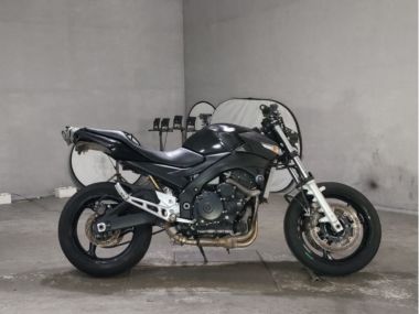 Suzuki GSR400