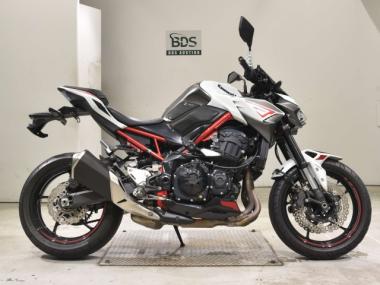 Kawasaki Z900