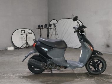 Suzuki Let's4