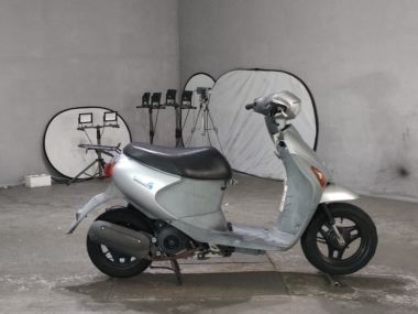 Suzuki Let's4