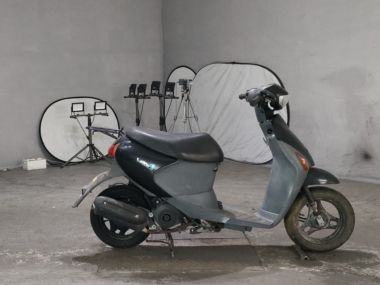Suzuki Let's4