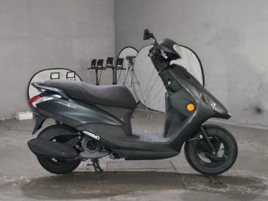 Yamaha Axis Z